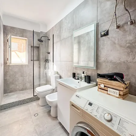 Cozy 1-bedroom Apartman